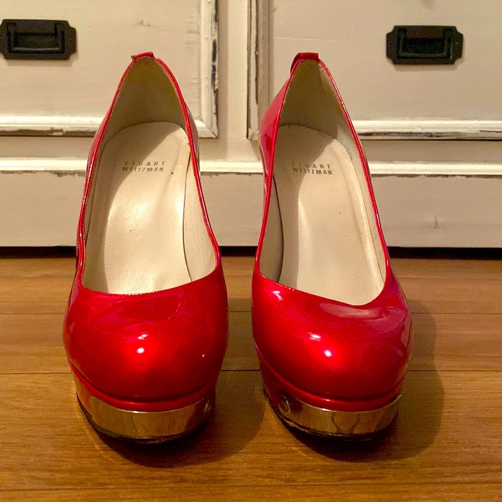 Stuart Weitzman patent leather pumps - excellent condition - Picture 1 of 8
